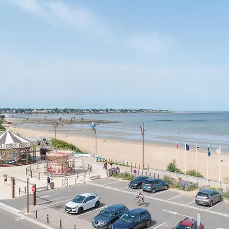 De Standing Et Splendide Vue Sur Mer